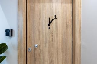 CLOCK Central Stay - 6