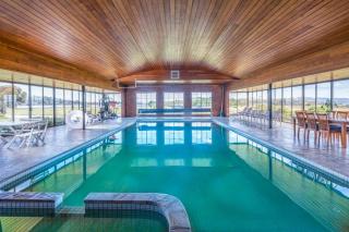 Prestigious Expansive Home with Almost Everything - Sandford - 0