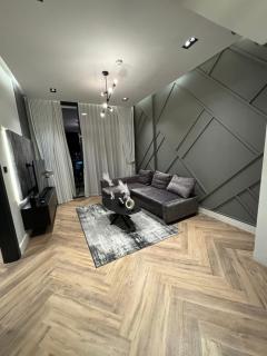 Luxury 1bedrom Binghatti Avenue - Dubai - 4