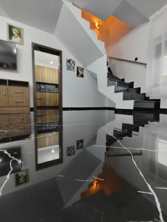 Black&White House - Ocna Mureş - 0