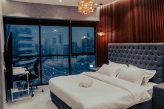 Luxury 3 Bedroom Sub Penthouse With Rooftop Pool - Dubai - 4