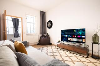 Ko-Living Space an der Oper - Street Art Design Apartments - Halle an der Saale - 9