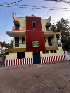 Sri Thirumal Home Stay - 0