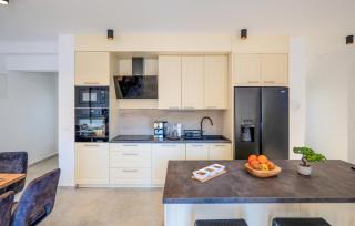 5 Bedroom Beautiful Home In Zaton - Zaton - 3