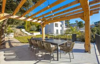Awesome Home In Malinska With Kitchen - 8