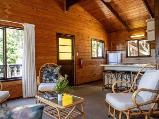 Highlands Lodge Mountain Retreat - George - 4