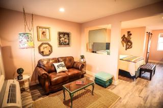 The Blue Buffalo Motel - Douglas - 9