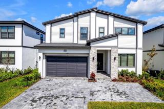 Orlando's Best Escape Residence at Paradiso Grande Resort home - Orlando - 0