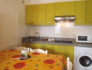 Colorful studio by the beach-Beahost - 7