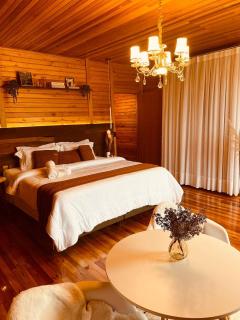 Chalé Romântico com jacuzzi e café da manhã em Rancho Queimado - Rancho Queimado - 9