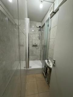 Four Bedroom House Near Tottenham Spurs Stadium - London - 1