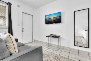 Executive Studio Hollywood Blvd & Near Beach - Hollywood - 3