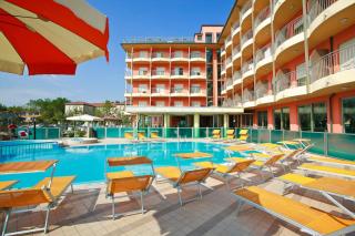Hotel Adria Beach Club - 3