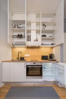 NEW! Quiet studio with elevator, 9 min walk to Old Town - Riga - 4