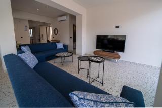 City House - Hersonissos Center - Sleeps 8 - Limenas Chersonisou - 5