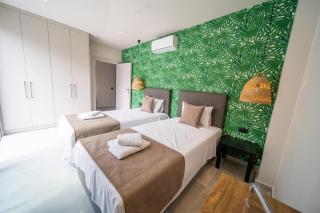 Grand House - Private Outdoor Jacuzzi - Sleeps 6 - Hersonissos - 6