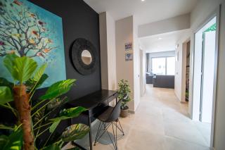 Grand House - Private Outdoor Jacuzzi - Sleeps 6 - Hersonissos - 2