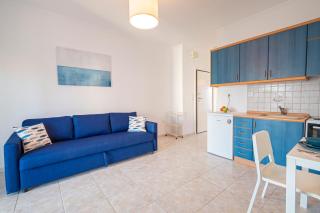 1-bedroom 500m away from the beach - 9