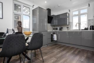 Modern 2 Bed Apartment in Prime Camden Sleeps 6 - Londra - 8