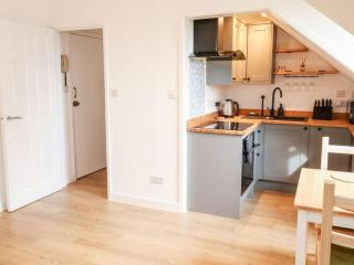 Cozy seaside hideaway with free parking - Torquay - 4