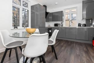 Outstanding 2 Bed Apartment in Central Camden Sleeps 6 - Londra - 4