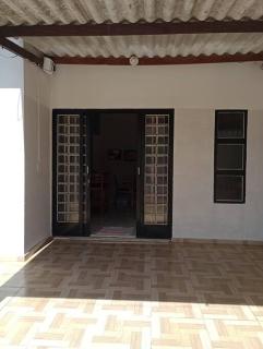 Casa confortável área central - Campo Novo do Parecis - 2