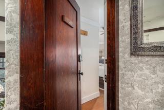 Aspen Room - Berkeley - 6