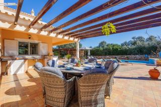 Stunning Countryside Villa w Private Garden & Pool - 6