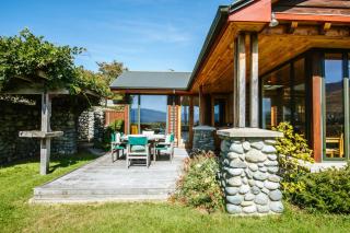 Bullock Creek Chalet - Sleeps 8 - Lake & Mountain Views - Private & Secluded - Wanaka - 5