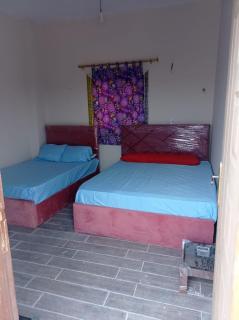 Room on the roof # 1 - 8