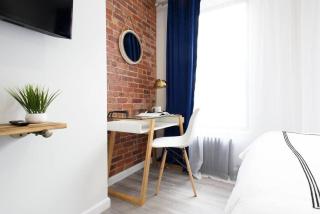 240-15 Luxury Studio Prime Location W&D - New York - 5