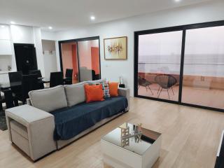 Ocean Mirror Apartment - 2