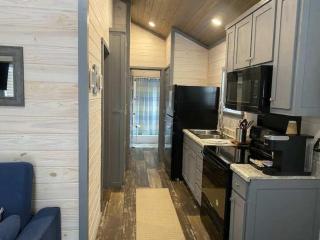 Surf City 2BR Park Home with Waterfront View and Parking - Surf City - 1