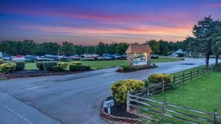 Lovely Rustic Cabin in Bloomington - 8