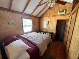 Relaxing Cabin in Bloomington - Bloomington - 9