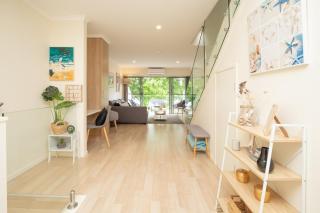 Generous 2-Bed Townhouse With A Private Balcony - Batemans Bay - 7