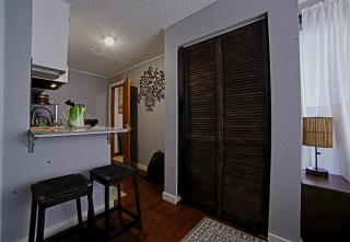 SHALIGOHOMES QUEEN SUITE ON 16TH - 1