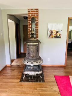Huge 5 Bedroom 2 12 Bathroom And Pet Friendly - Ontario - 6