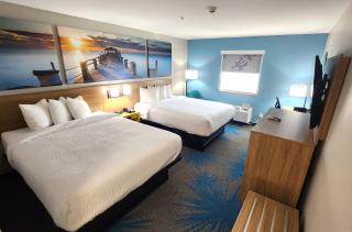 Days Inn & Suites by Wyndham Russellville - 1