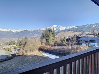 Duplex 3 pièces au cœur de Combloux, proche navette ski, balcon Mont Blanc, parking et casier à skis - FR-1-560-120 - Combloux - 4