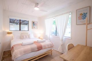 Cosy Straddie cottage + sleeps 6 + close to beach - Point Lookout - 7