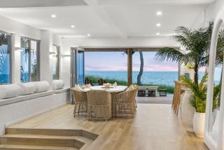 Saltwater Beach House - 9