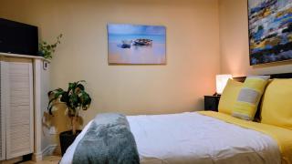 Kokomo INN Bed and Breakfast Ottawa-Gatineau's Only Tropical Riverfront B&B on the National Capital Cycling Pathway Route Verte #1 - for Adults Only - Chambre d'hôtes tropical aux berges des Outaouais BnB #17542O - Ottawa - 6