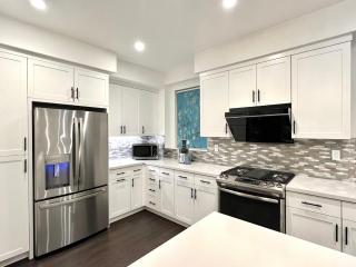 Casa Dolce Vita - Luxury Modern Stays - Flexible Monthly Arrangements Available 30-Night Minimum - 6