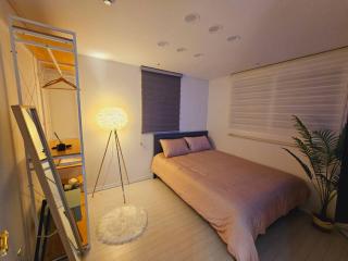 Hwagok Station House near Hongdae - 8