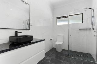 Family Getaway in Salt Ash - Salt Ash - 8