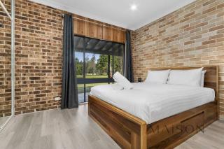 Family Getaway in Salt Ash - Salt Ash - 6