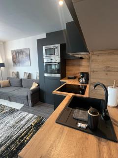 Wake Up To Baltic Views AON Apartment Just Minutes From Beach - Danzig - 2