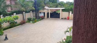Cosy Living - Gulu - 9