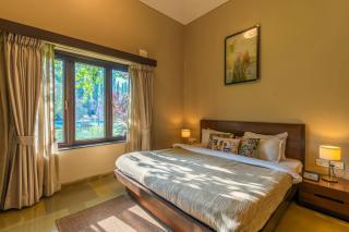 StayVista at Moksh Villa - BBQ & Jacuzzi - Alibaug - 5